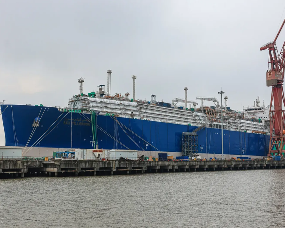 Berthing / Unberthing LNGC MT